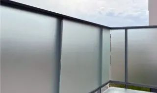 folia_szroniona_balkon_kwadrat-hd