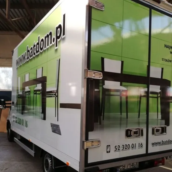 Posiadasz auta dostawcze? Bądź widoczny na drogach