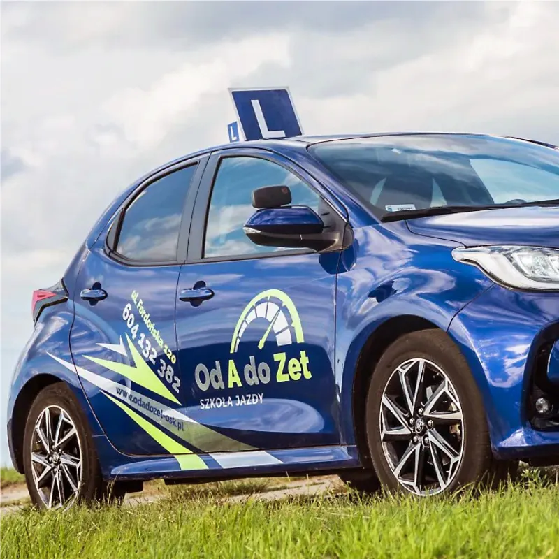 Kompleksowa reklama dla szkoły jazdy „Od A do Zet”