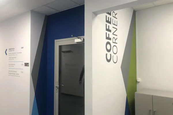 Folie dekoracyjne monomeryczne – szybka i efektowna zmiana wyglądu wnętrz